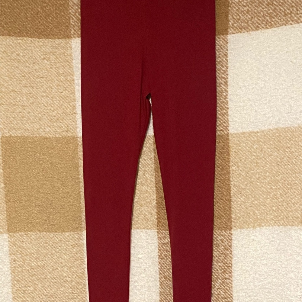 🌴 Liddy Red Leggings